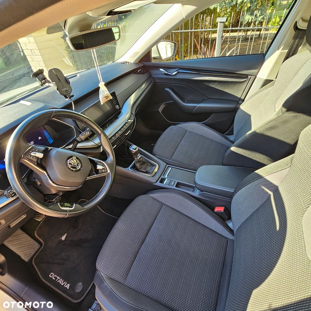 Skoda Octavia 1.5 TSI GPF ACT Ambition - 8