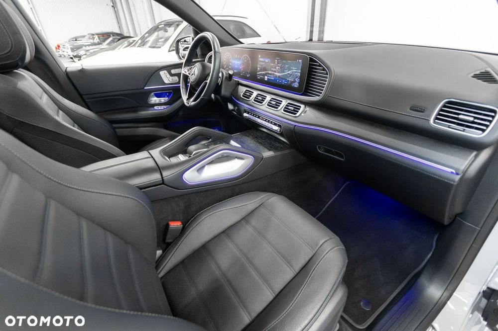 Mercedes-Benz GLE - 22
