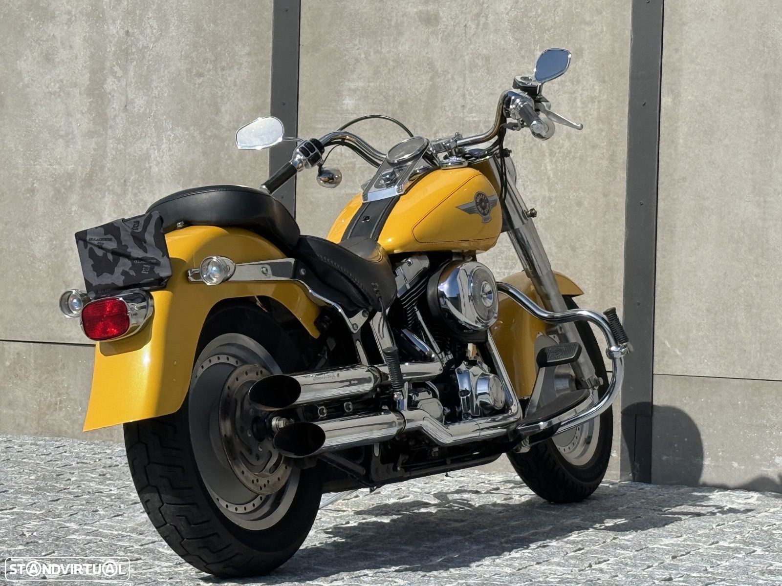 Harley-Davidson Fat Boy Fatboy FLSTF 1450 Edição Yellow Pearl - 3