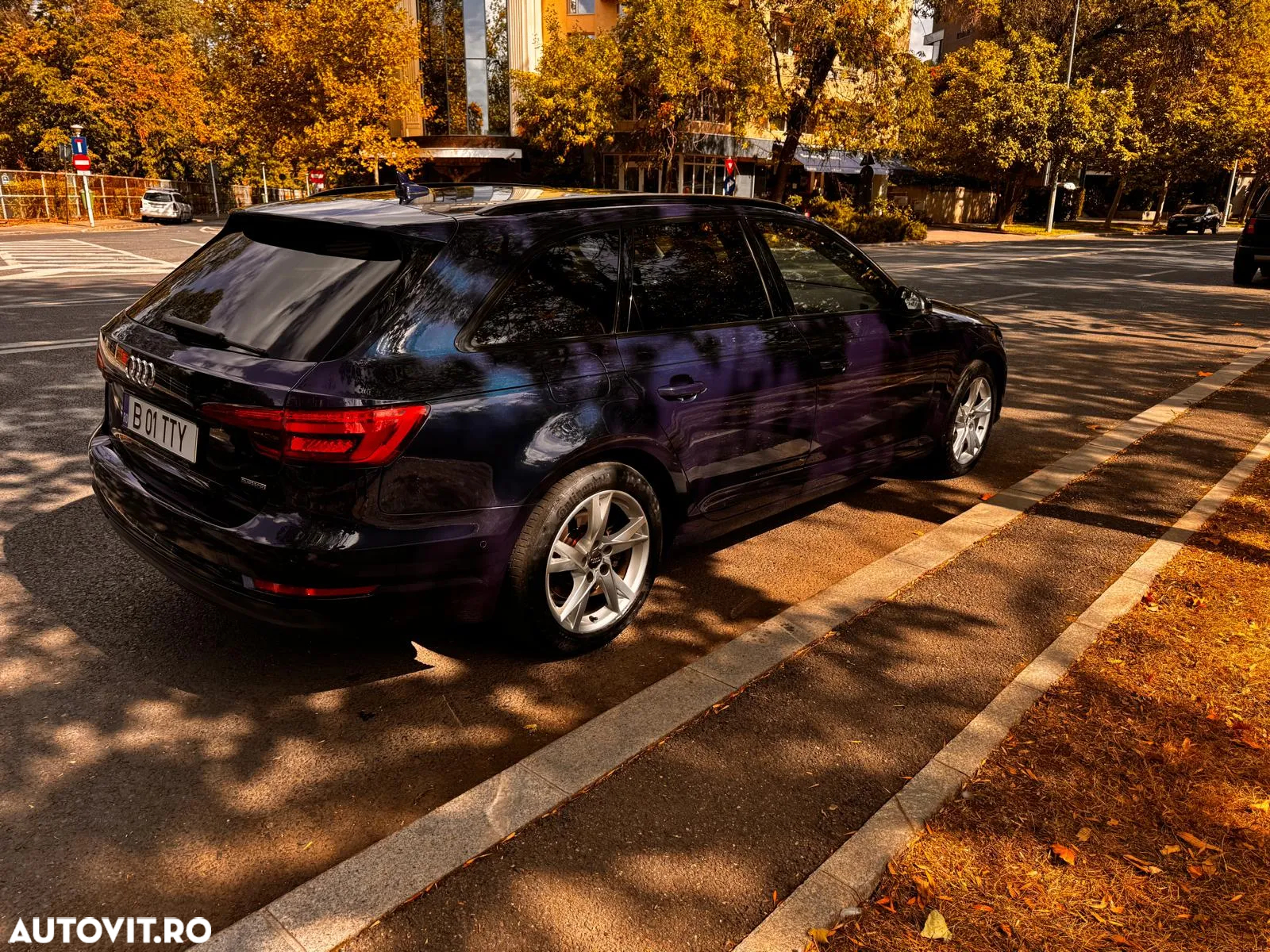 Audi A4 Avant 3.0 TDI quattro S tronic - 4