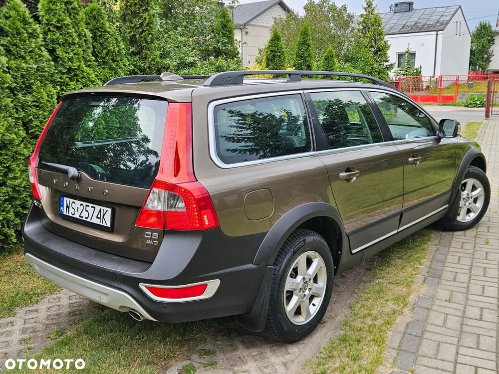 Volvo XC 70 2.4D AWD Summum - 8