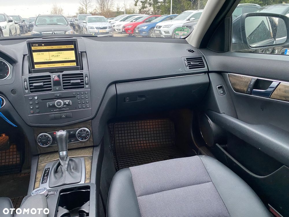 Mercedes-Benz Klasa C - 33