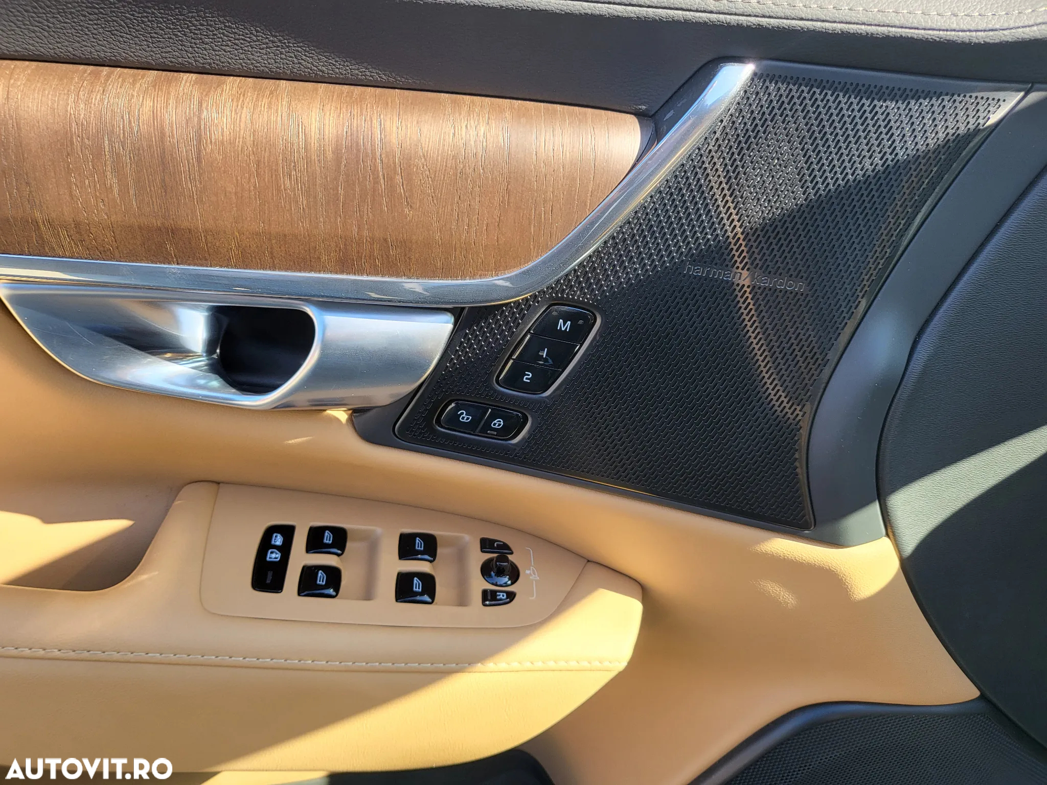 Volvo S90 Recharge T8 AWD Ultimate Bright - 26
