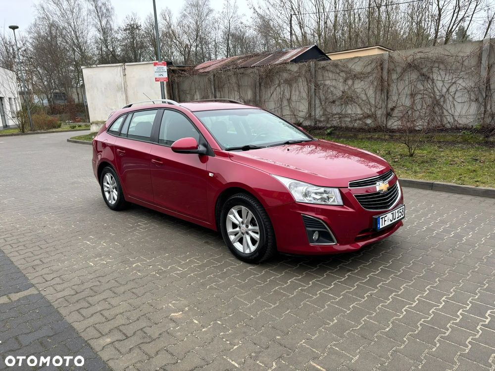 Chevrolet Cruze - 23