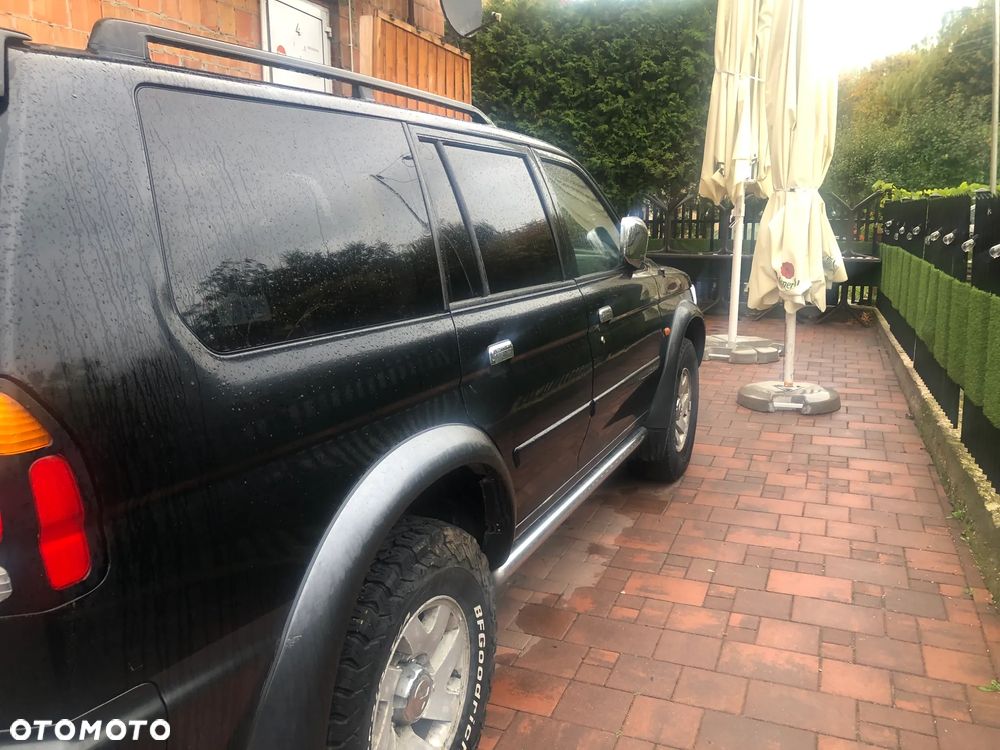 Mitsubishi Pajero - 6