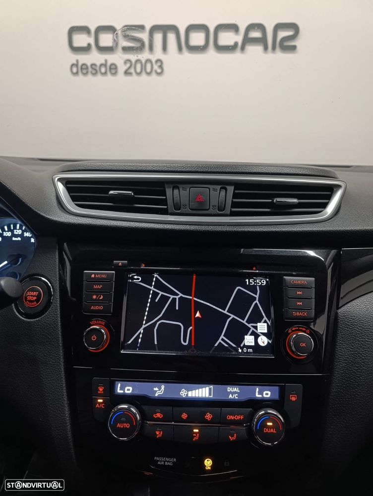 Nissan Qashqai 1.5 dCi N-Connecta J18 - 20