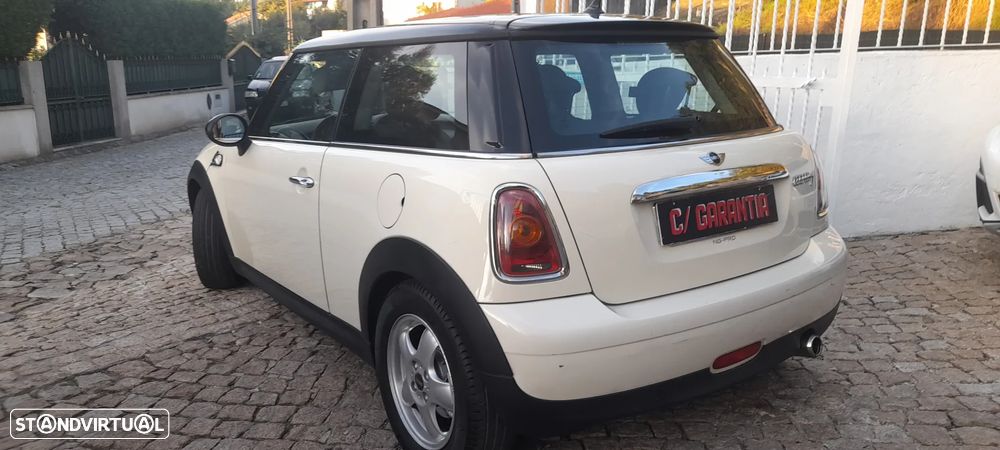 MINI 3 Portas Cooper D - 7
