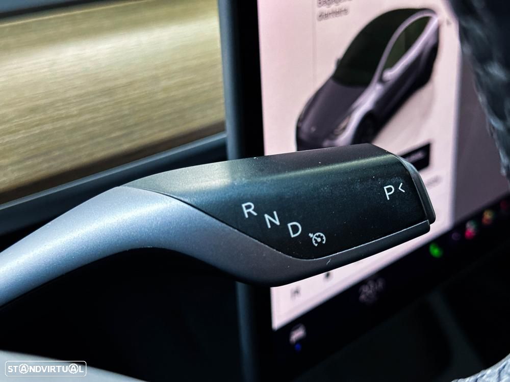 Tesla Model Y Long Range Dual Motor AWD - 45
