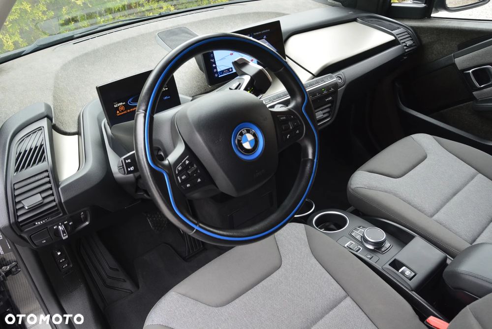 BMW i3 (120 Ah) - 24