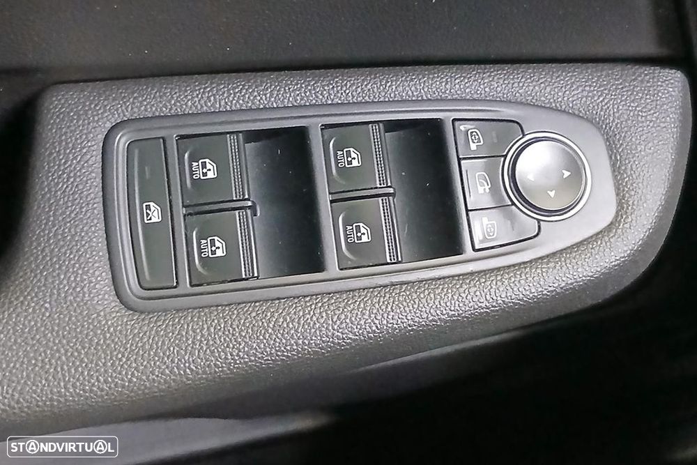 Renault Clio 1.0 TCe Evolution - 10