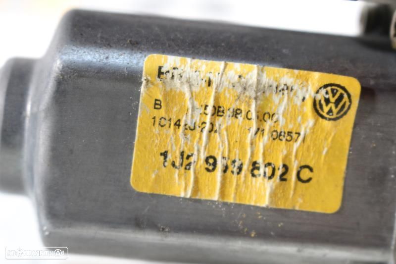 Elevador De Vidro Frente Direito Seat Leon (1M1)  1J2959802c / 1013861 - 7