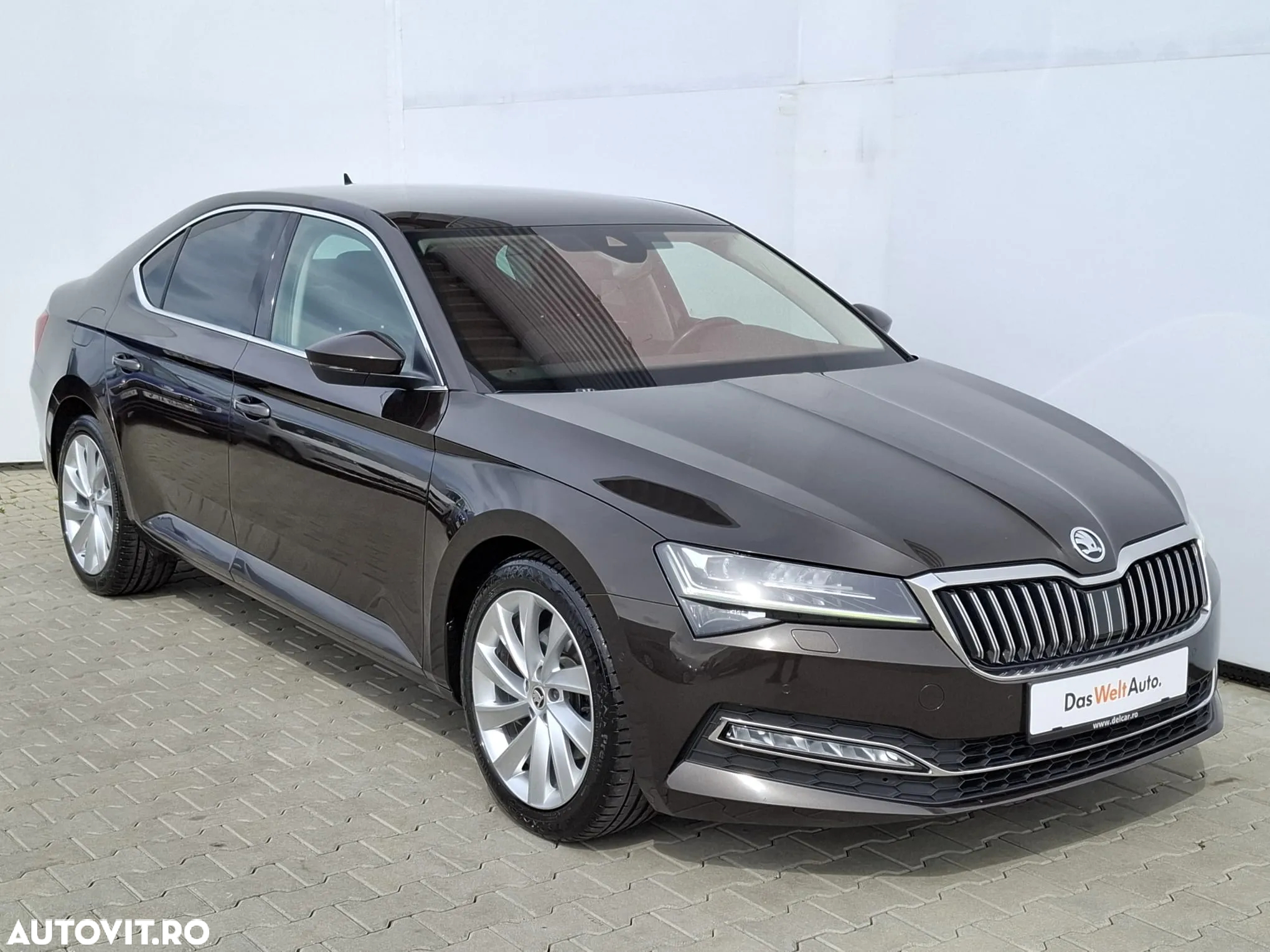 Skoda Superb 2.0 TDI 4X4 DSG Style - 4