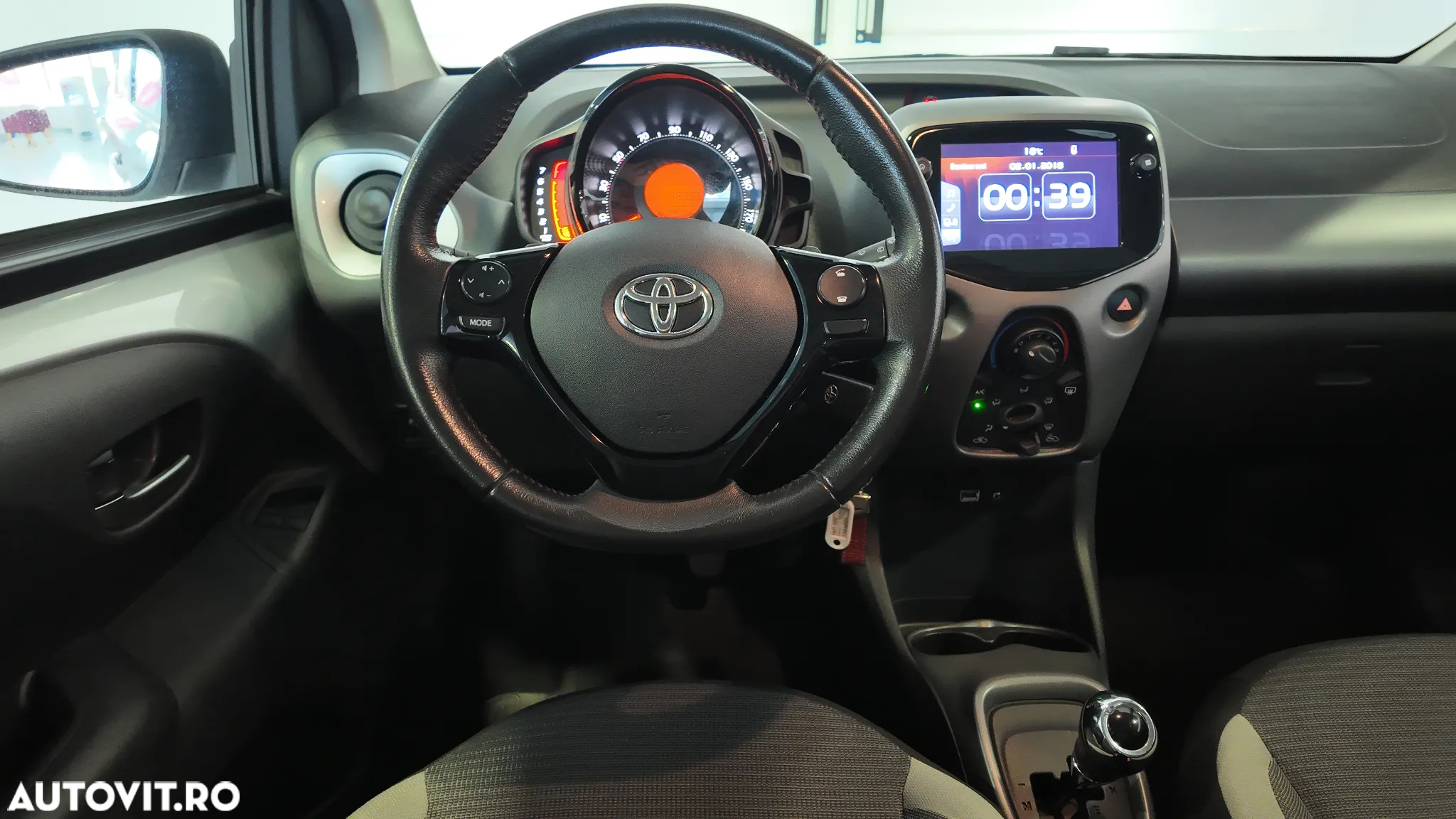 Toyota Aygo 1.0 VVY-I 5 usi MultiMode X-connect - 16