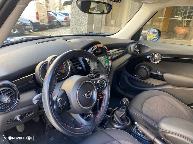 MINI 5 Portas One 60 Years Chili - 40