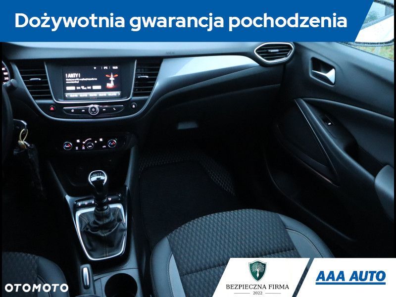 Opel Crossland X - 10