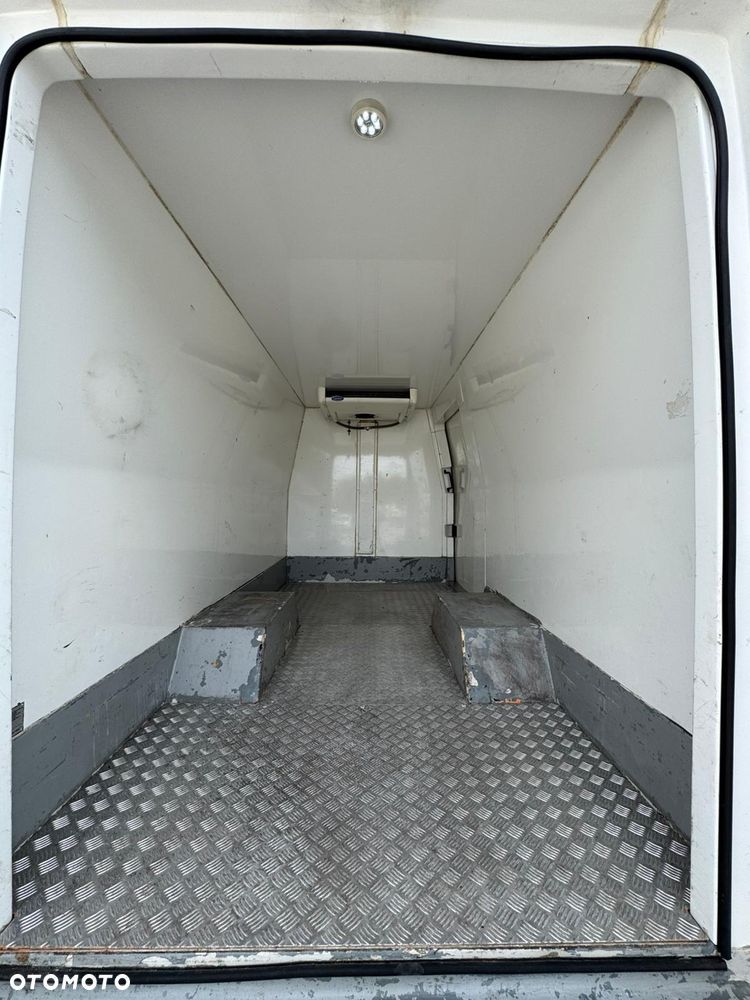 Iveco 35C13 FURGON BLASZAK CHŁODNIA - 9