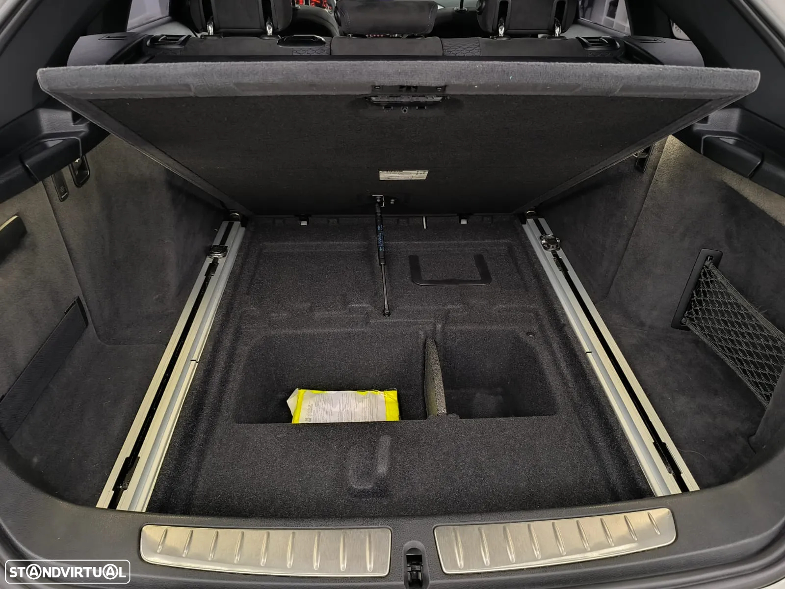 BMW 320 Gran Turismo d xDrive Auto Pack M - 42