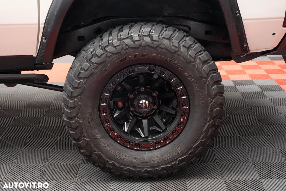 Toyota Land Cruiser - 15