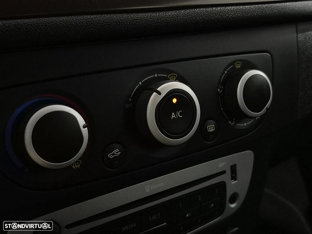 Renault Mégane Sport Tourer 1.5 dCi Confort SS - 21