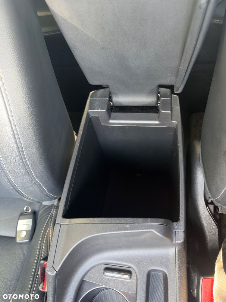 Kia Ceed - 23