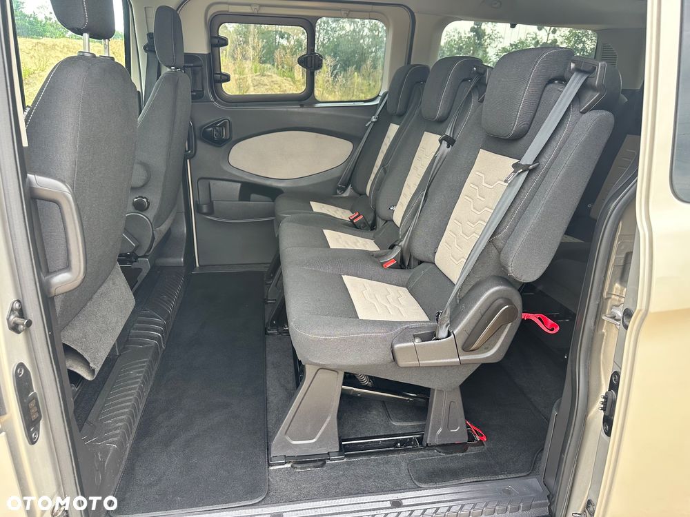 Ford Tourneo Custom 2.0 TDCi L1 Titanium - 12