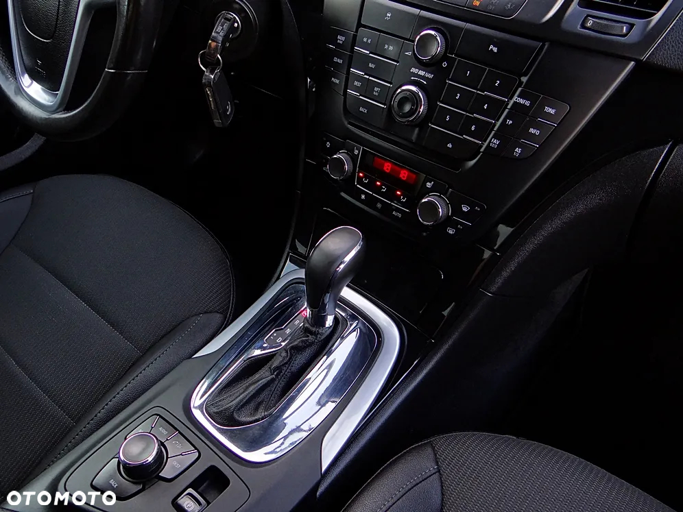 Opel Insignia 2.0 Turbo Cosmo - 31