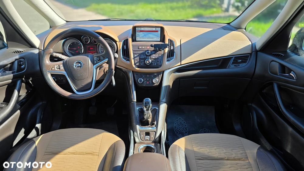 Opel Zafira Tourer 2.0 CDTI Innovation - 18