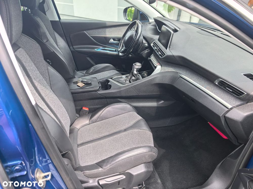 Peugeot 3008 - 5