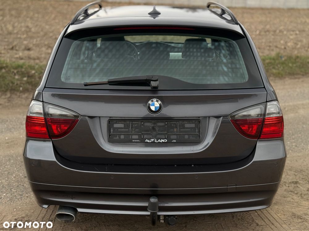 BMW Seria 3 320d DPF - 23