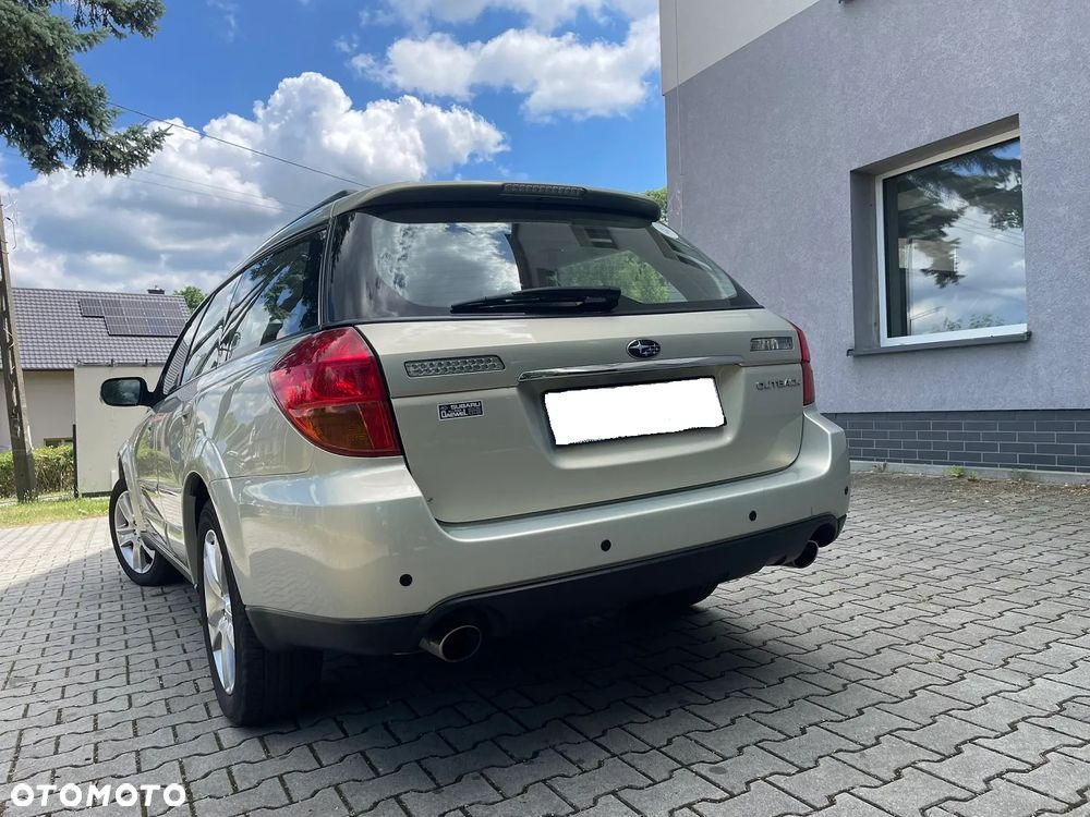 Subaru Outback - 4