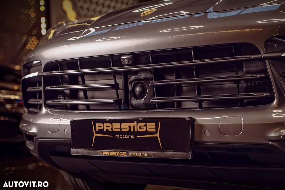 Porsche Cayenne S Tiptronic S - 12