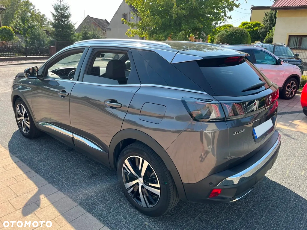 Peugeot 3008 1.6 PureTech HYbrid GT Line S&S EAT8 - 3