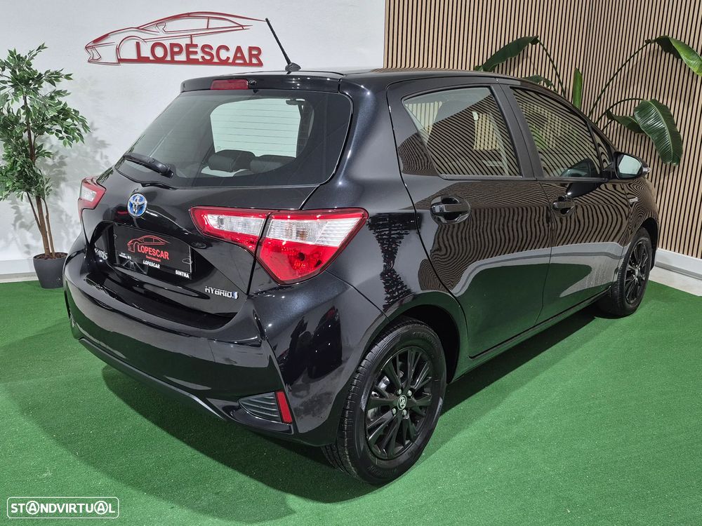 Toyota Yaris 1.5 HSD Comfort +P.Style+P.Techno - 7