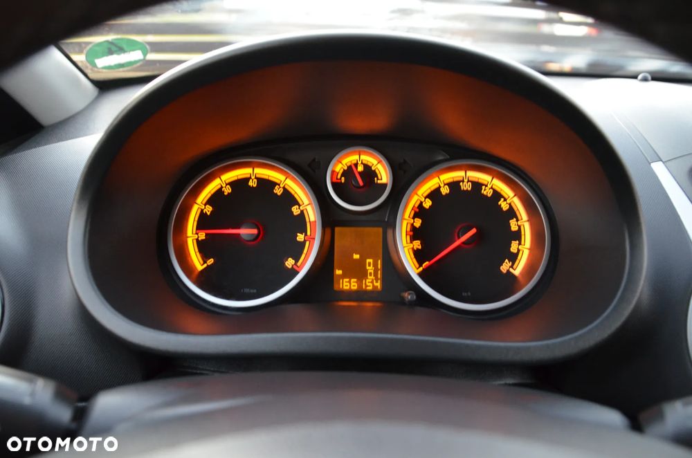 Opel Corsa 1.4 16V 150 Jahre - 20