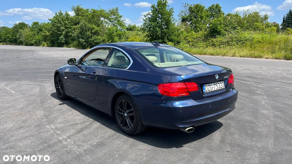 BMW Seria 3 320i - 2