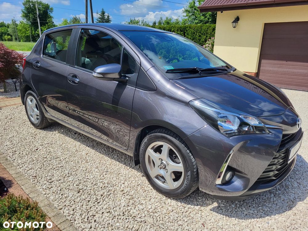 Toyota Yaris 1.5 Premium CVT - 15
