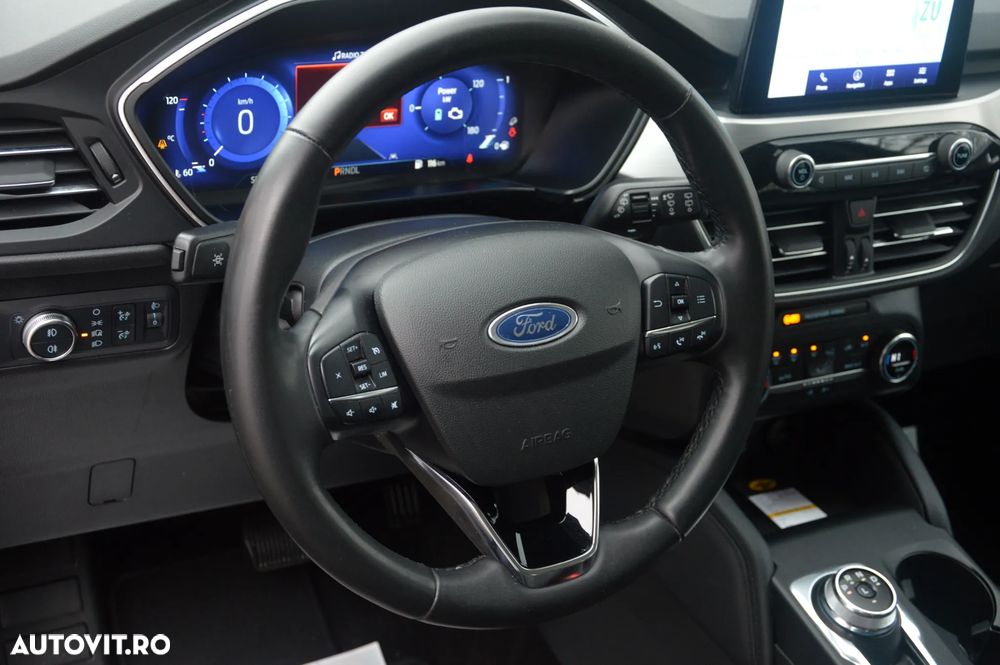 Ford Kuga 2.5 Duratec FHEV FWD Titanium - 23