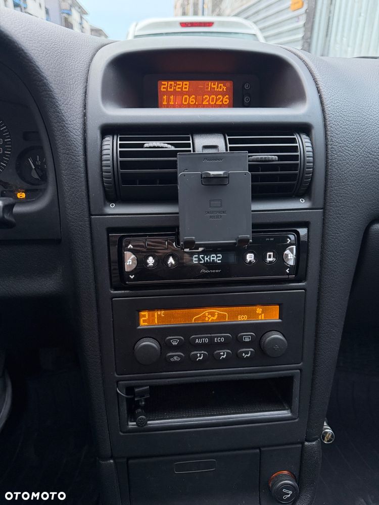 Opel Astra - 9
