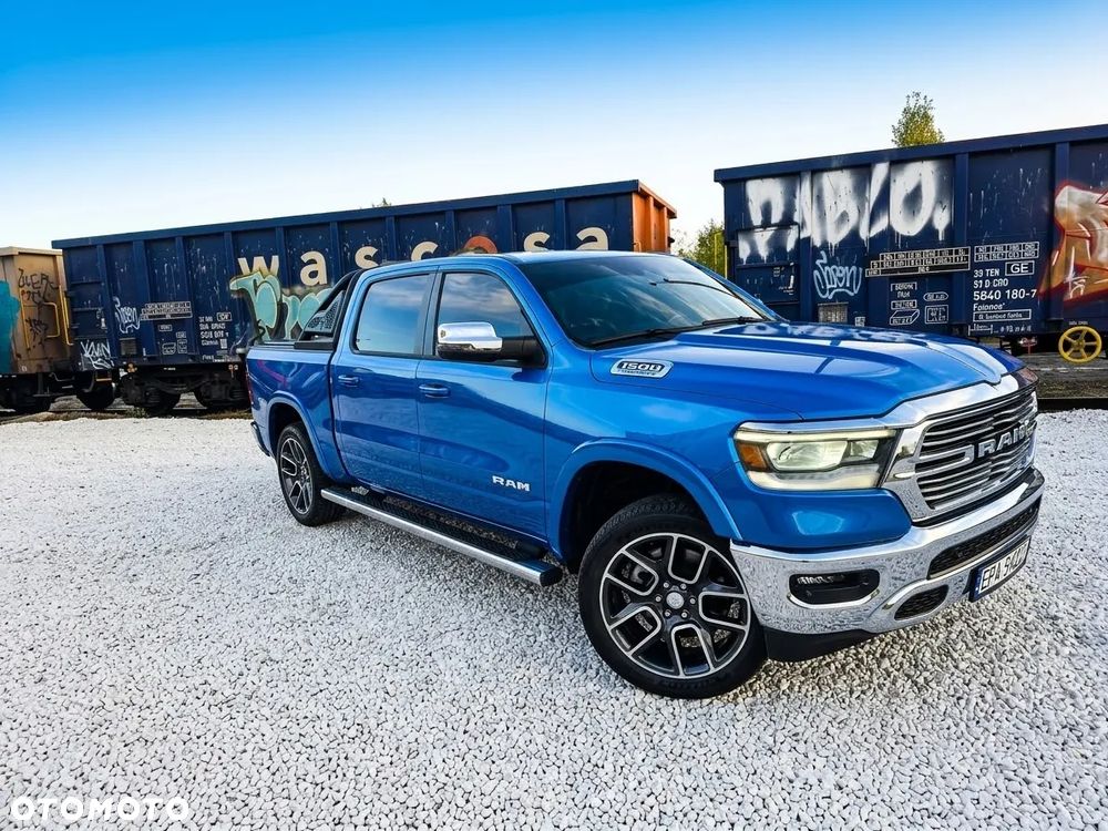 Dodge RAM 5.7 4x4 - 8