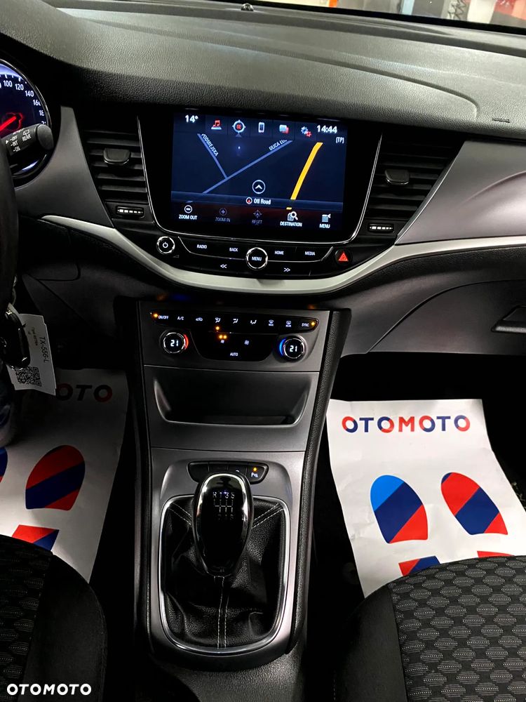 Opel Astra 1.4 Turbo Start/Stop Innovation - 17