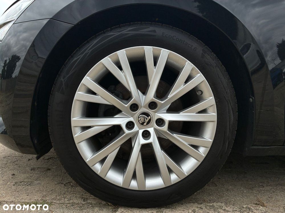 Skoda Superb 2.0 TDI SCR Style DSG - 39
