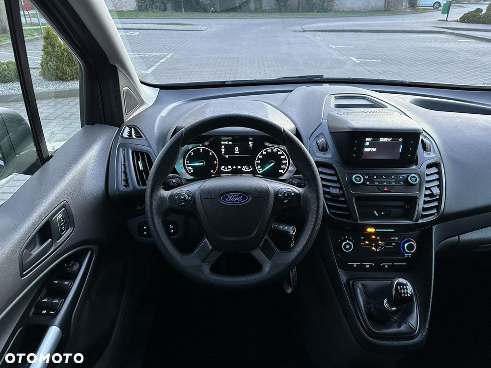 Ford Transit Connect - 14