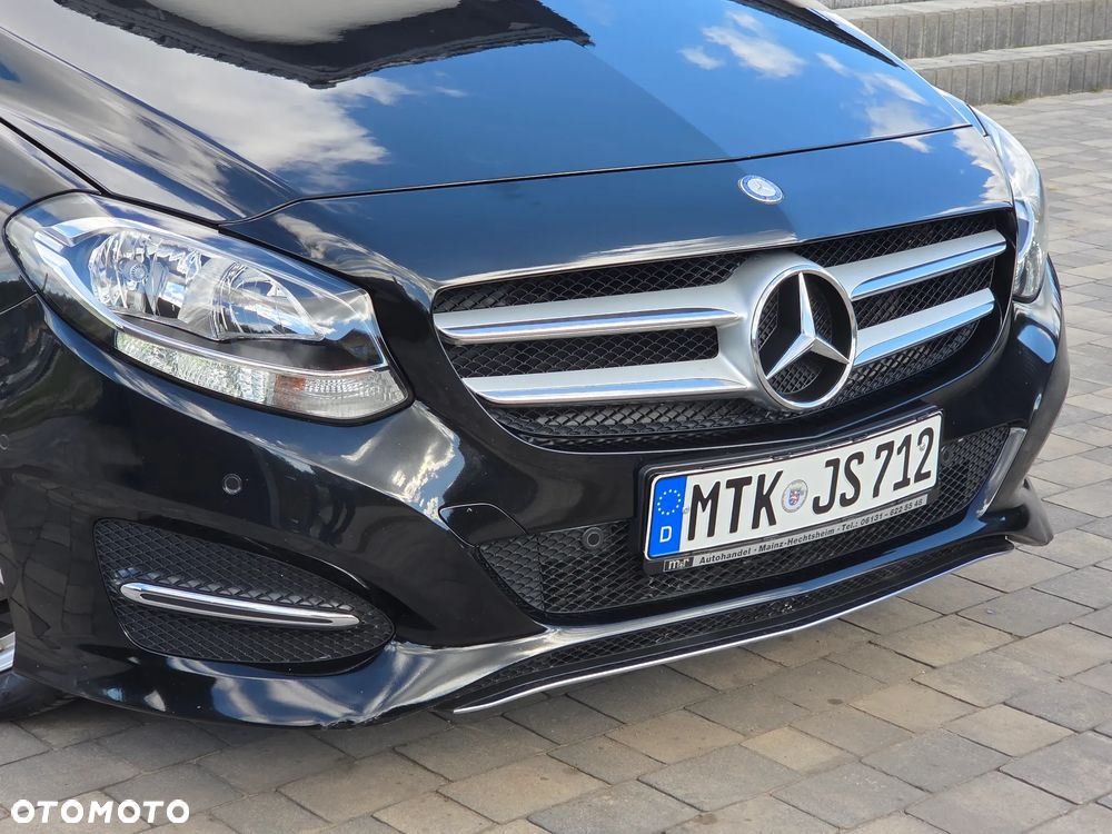 Mercedes-Benz Klasa B 180 BlueEFFICIENCY Edition Style - 27