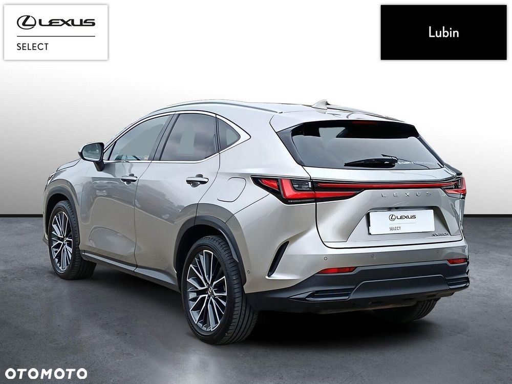 Lexus NX 350h Omotenashi AWD - 4