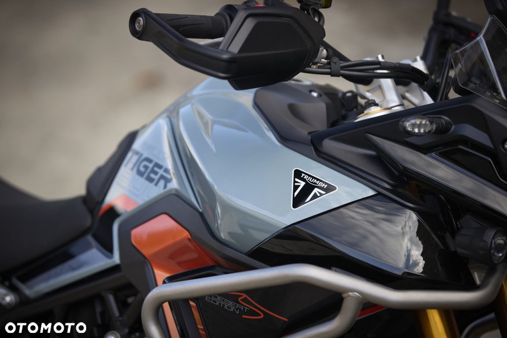 Triumph Tiger - 17