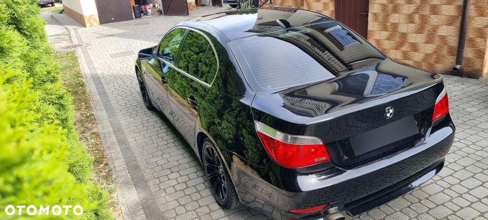 BMW 5 Series 2006 photo 4