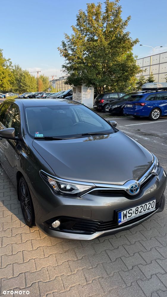 Toyota Auris Hybrid 135 Comfort - 2