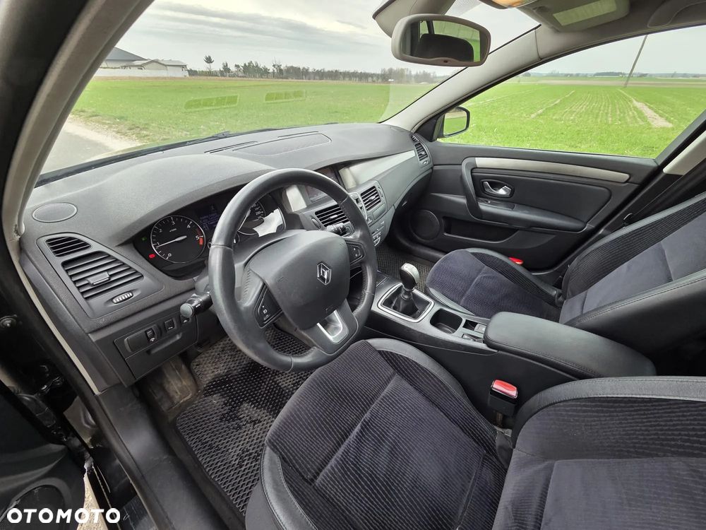 Renault Laguna 1.5 dCi Exception - 6