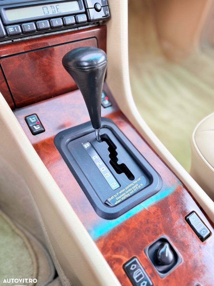 Mercedes-Benz E - 23