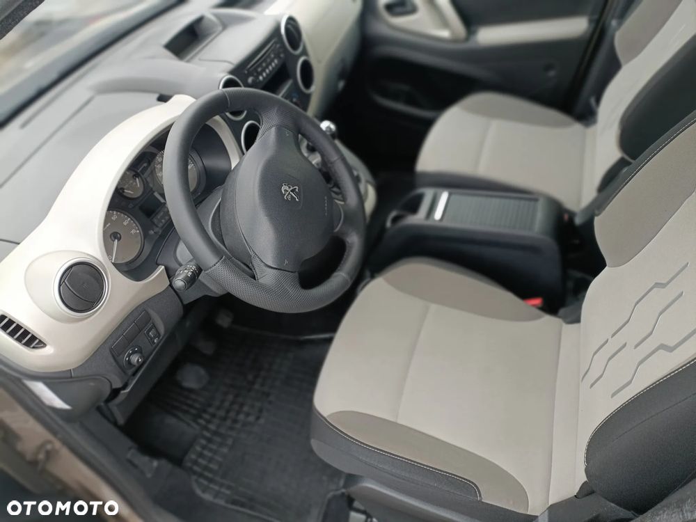 Peugeot Partner - 13